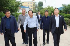 洛阳市农业农村局局长赵红艺陪同甘肃省平凉市静宁县考察组到洛阳milan米兰(中国)官方网站-登录入口考察指导工作
